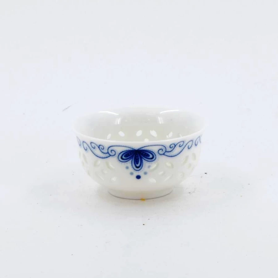 "Handcrafted Blue and White Porcelain Tea Cup - Authentic Chinese Rice Grain Design by The Chinese Tea Shop"