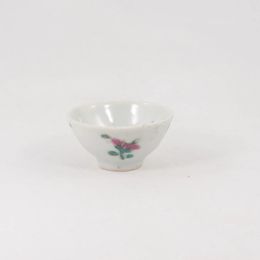 "Antique Miniature Famille-Rose Porcelain Tea Cup with Floral Motif - Handcrafted by The Chinese Tea Shop"