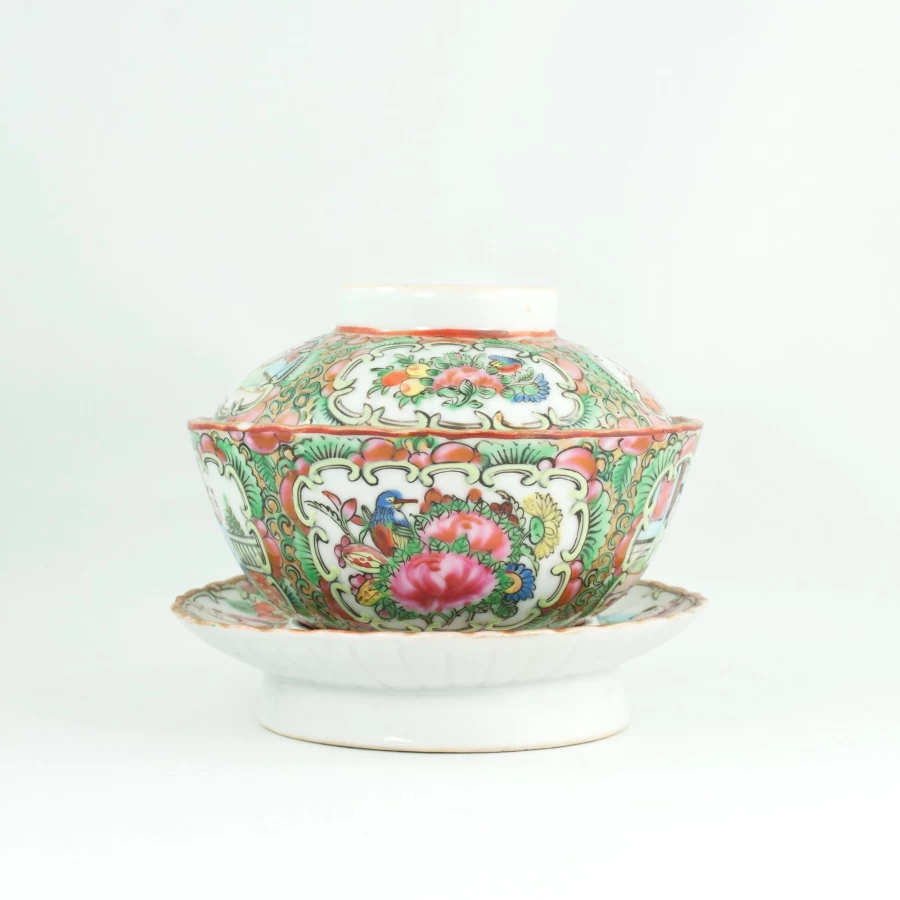Antique Qing Dynasty Famille Rose Porcelain Gaiwan - Chinese Tea Shop - Hand-Painted Canton Tea Cup